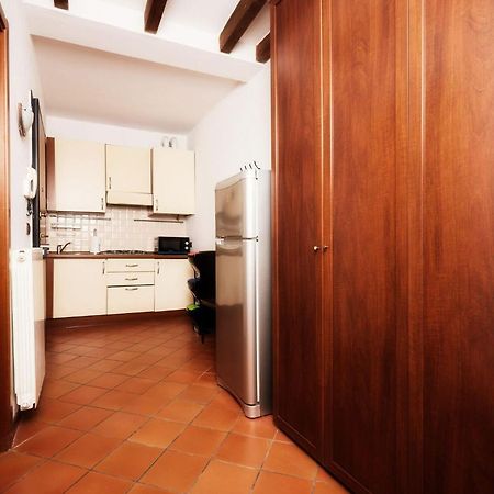 Il Lusso Della Semplicita Appartement Piacenza Buitenkant foto